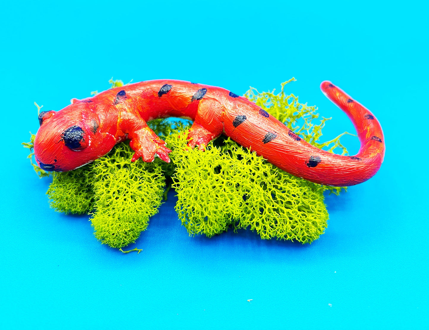Clay Salamander on moss