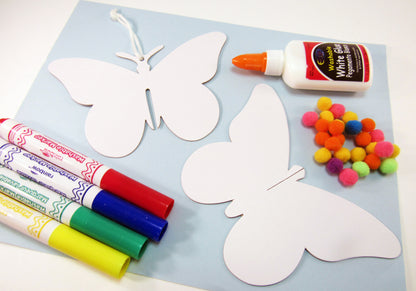 3-dimensional butterfly art project - Ivy Kids Educational Activity Kit featuring the book Gotta Go! Gotta Go! by Sam Swope and over 10 art, literacy, math, and science activities inspired by the story. Learn about monarch butterflies. Perfect kit for spring.