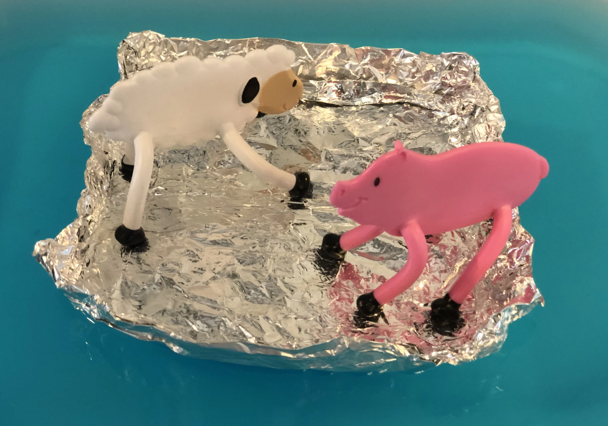 Foil Boat STEM project